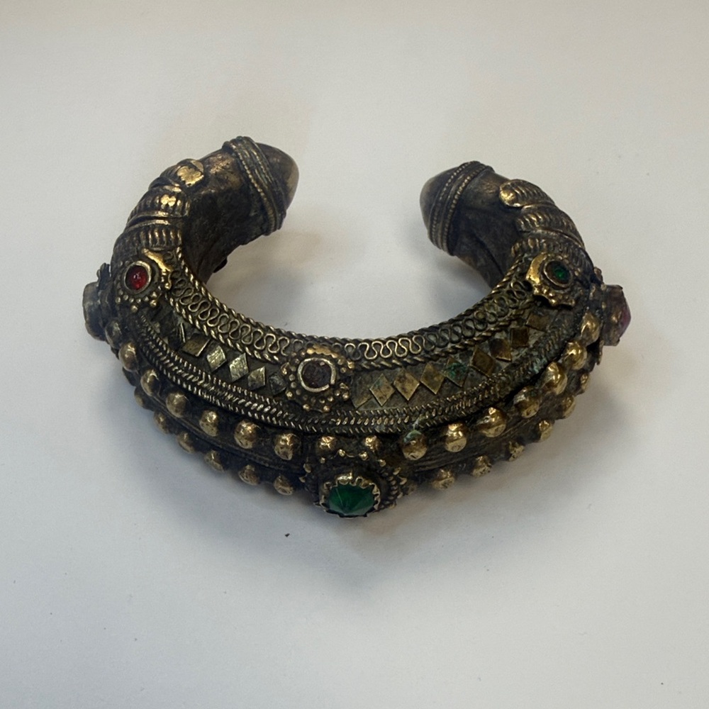 Antique-Style Gold and Green Stone Cuff Bracelet - Women Jewelry